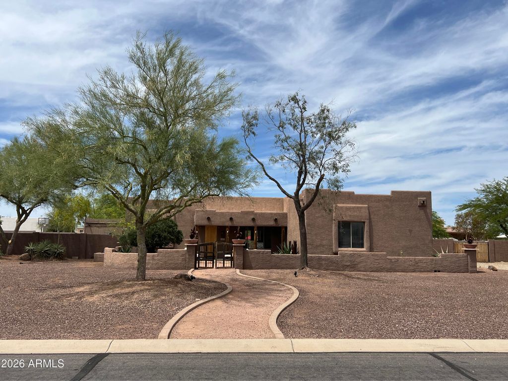24334 W DESERT VISTA Trail, Wittmann, AZ 85361
