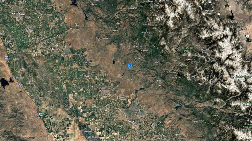 Image 5 of property listing at 40800 Long Hollow Drive, Coarsegold, CA 93614