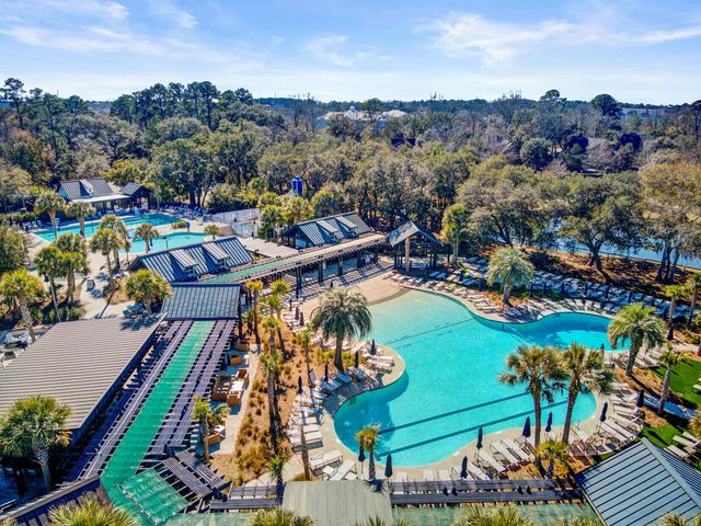 75 Delahow Street, Charleston, SC 29492