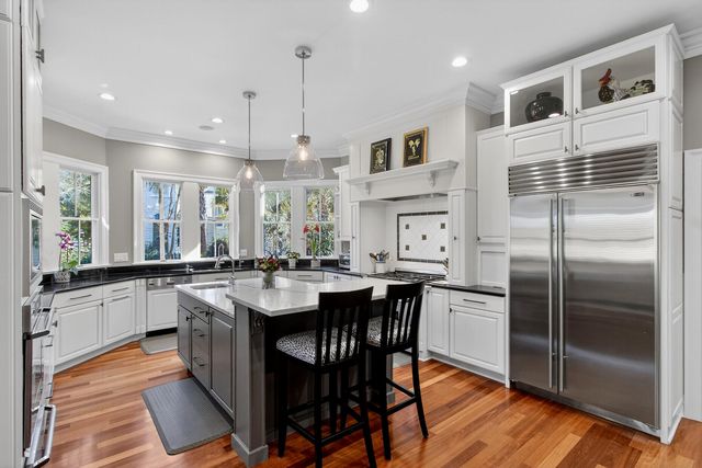 75 Delahow Street, Charleston, SC 29492