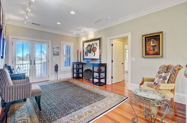 75 Delahow Street, Charleston, SC 29492