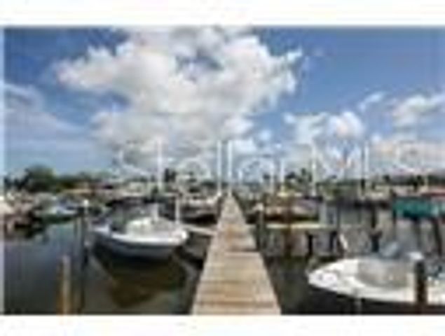 6916 E BAYOU LANE, Bradenton, FL 34207