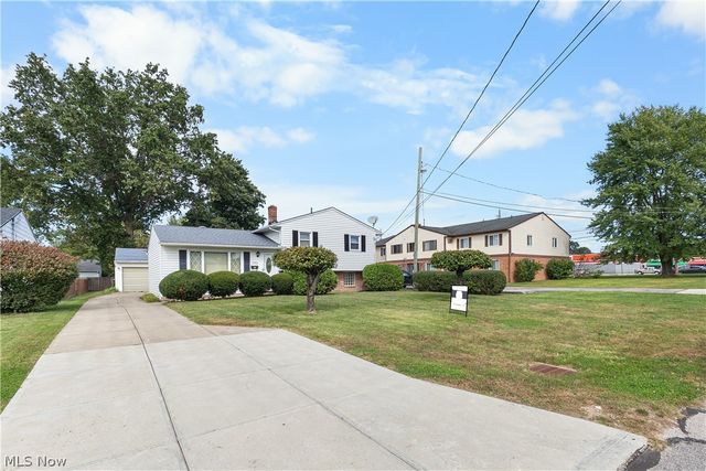 7765 Fern Drive, Mentor On The Lake, OH 44060