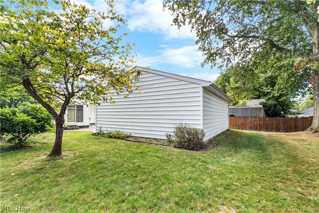 7765 Fern Drive, Mentor On The Lake, OH 44060