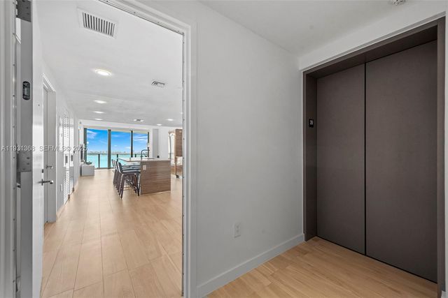 460 NE 28th St 3903, Miami, FL 33137