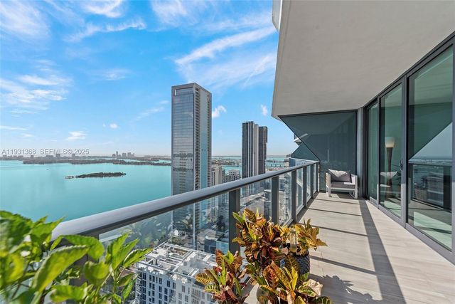 460 NE 28th St 3903, Miami, FL 33137