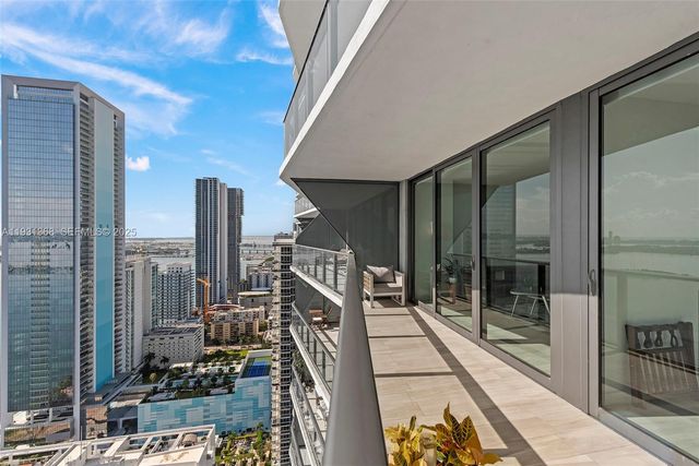 460 NE 28th St 3903, Miami, FL 33137