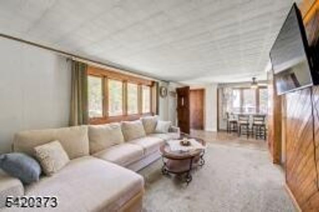 181 E Pleasant Grove Road, Jackson, NJ 08527