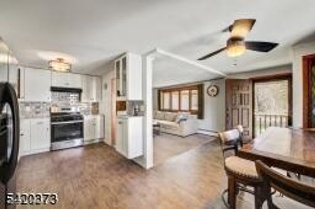 181 E Pleasant Grove Road, Jackson, NJ 08527