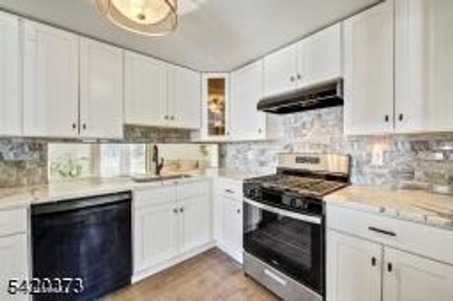 181 E Pleasant Grove Road, Jackson, NJ 08527