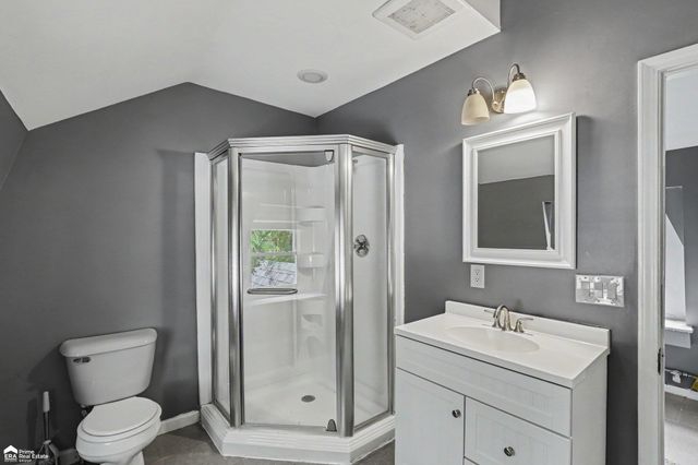 546 Bellevue Avenue, Lake Orion, MI 48362