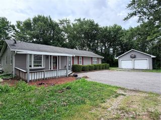 21405 S Harper Road, Peculiar, MO 64078