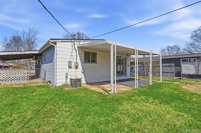 31001 Parkwood Street, Westland, MI 48186