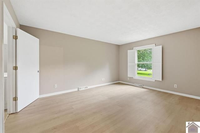 130 Azelia Circle, Paducah, KY 42003