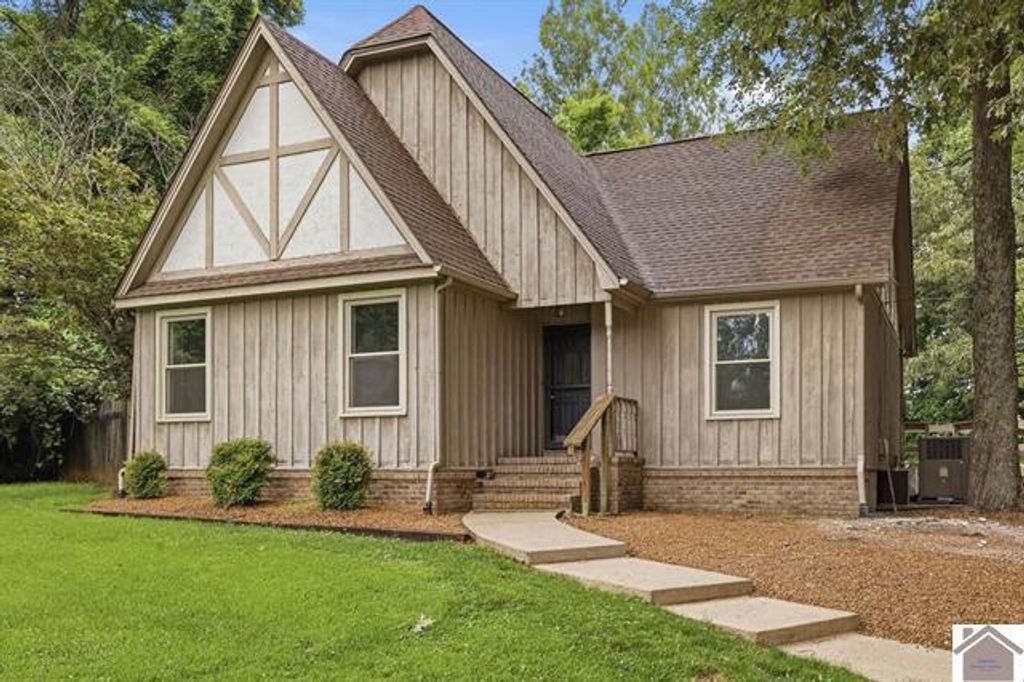 130 Azelia Circle, Paducah, KY 42003
