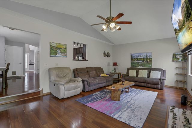 4826 Edge Grove Drive, Groveport, OH 43125