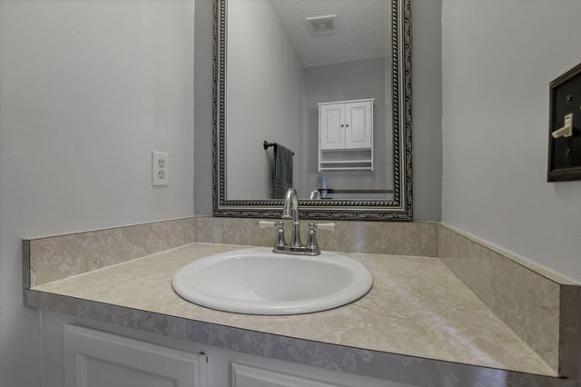 4826 Edge Grove Drive, Groveport, OH 43125