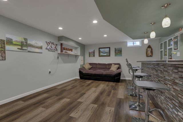 4826 Edge Grove Drive, Groveport, OH 43125