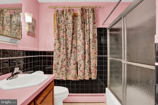6630 LEHIGH, Harrisburg, PA 17111