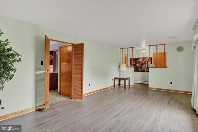 6630 LEHIGH, Harrisburg, PA 17111