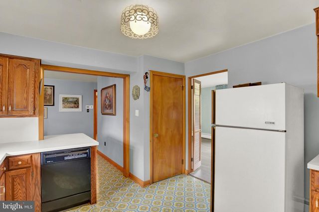 6630 LEHIGH, Harrisburg, PA 17111