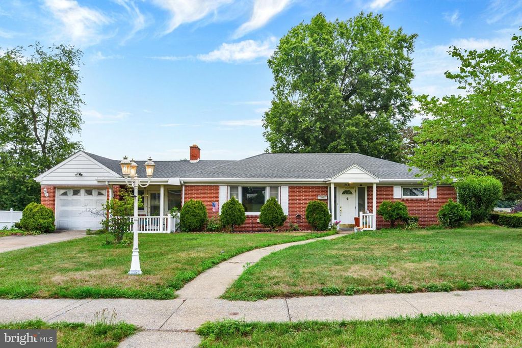 6630 LEHIGH, Harrisburg, PA 17111