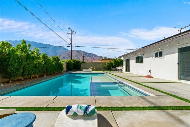 359 W Bon Air Drive, Palm Springs, CA 92262