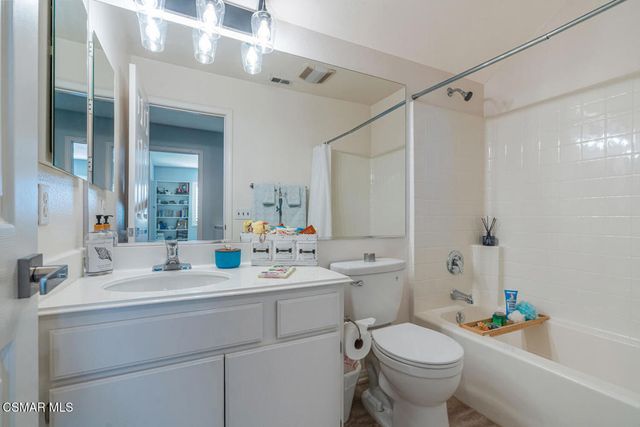 2040 Freesia Avenue, Simi Valley, CA 93063