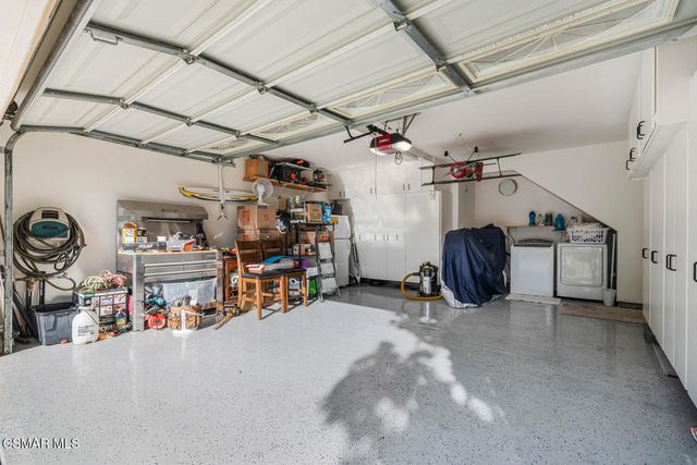 2040 Freesia Avenue, Simi Valley, CA 93063