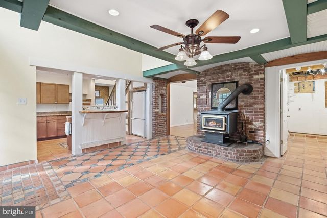 3036 STONEY CREEK RD, Norristown, PA 19401