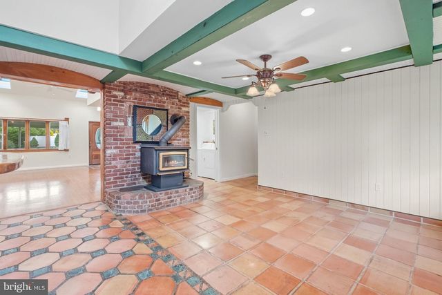 3036 STONEY CREEK RD, Norristown, PA 19401