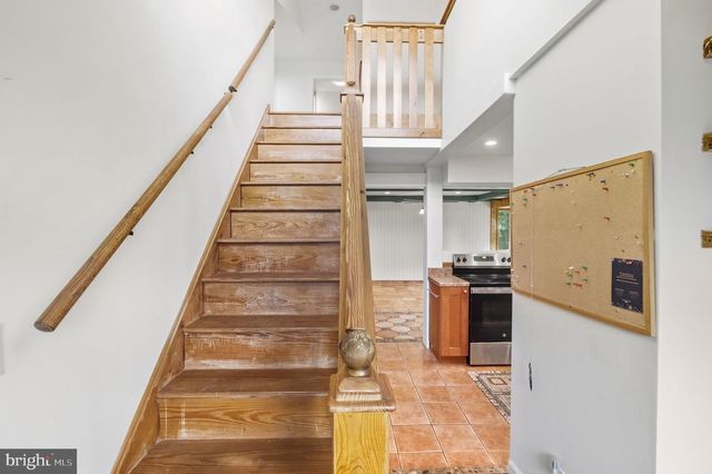 3036 STONEY CREEK RD, Norristown, PA 19401