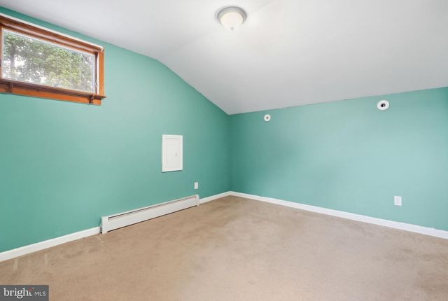 3036 STONEY CREEK RD, Norristown, PA 19401