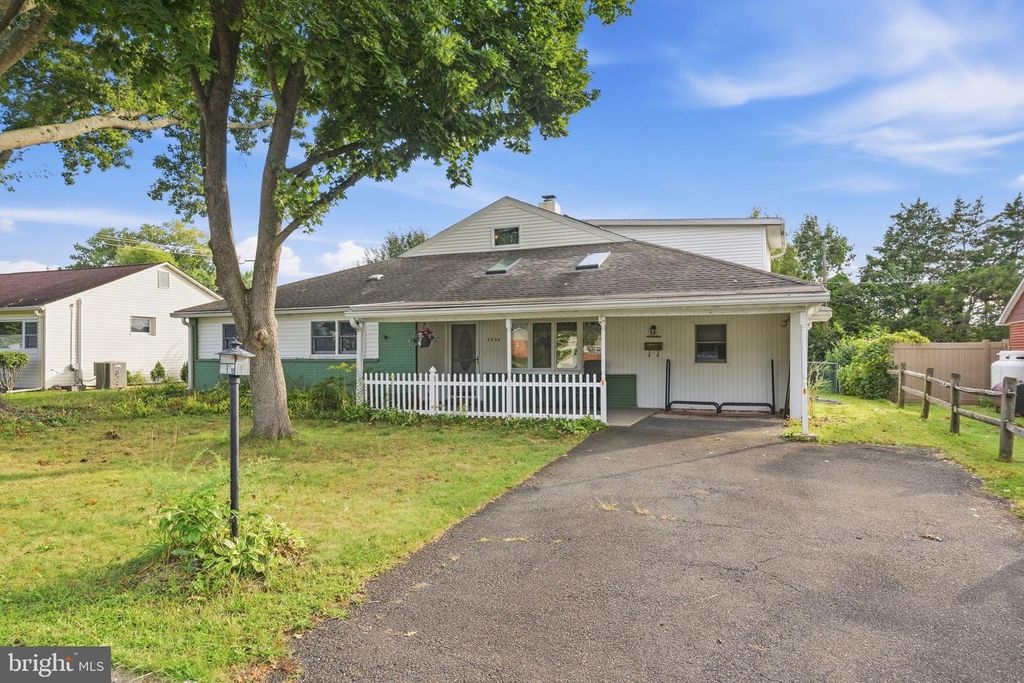 3036 STONEY CREEK RD, Norristown, PA 19401 — exterior