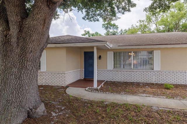 1987 S OLD MILL DRIVE, Deltona, FL 32725
