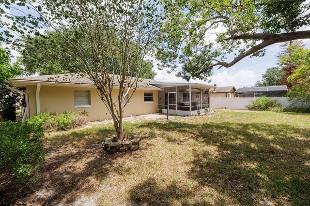 1987 S OLD MILL DRIVE, Deltona, FL 32725