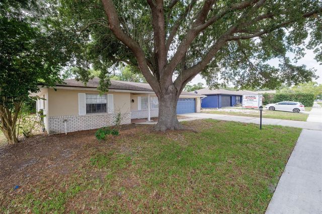 1987 S OLD MILL DRIVE, Deltona, FL 32725
