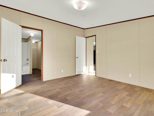 19500 E GREGORY Street 16, Black Canyon City, AZ 85324