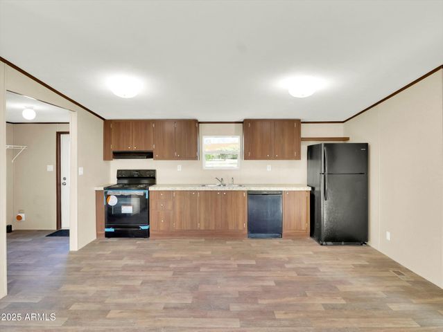 19500 E GREGORY Street 16, Black Canyon City, AZ 85324