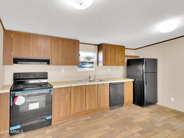 19500 E GREGORY Street 16, Black Canyon City, AZ 85324