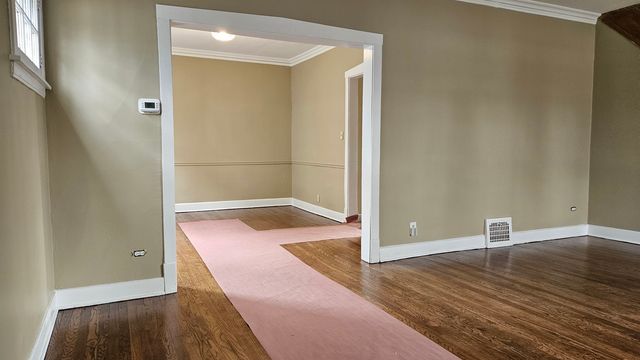 512 N Ridgeland Avenue, Oak Park, IL 60302