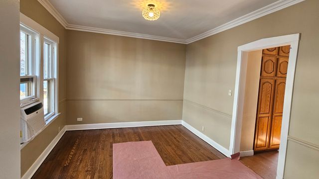 512 N Ridgeland Avenue, Oak Park, IL 60302