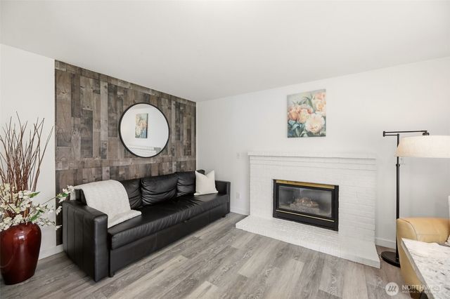 12307 42nd Drive NE, Marysville, WA 98271