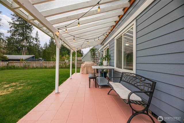 12307 42nd Drive NE, Marysville, WA 98271
