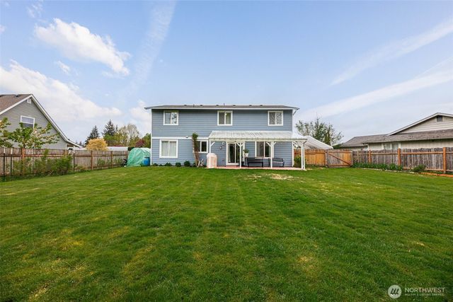 12307 42nd Drive NE, Marysville, WA 98271