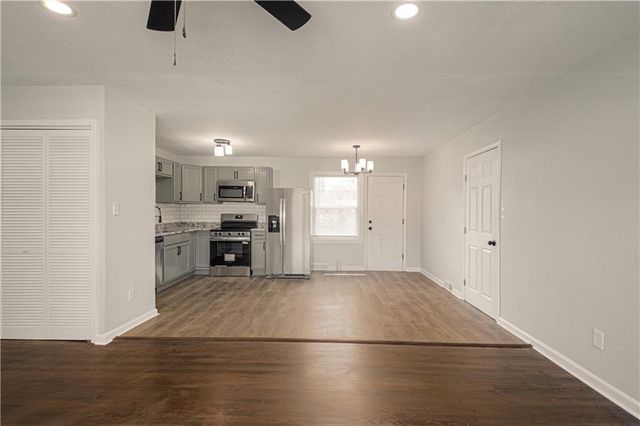 7101 E 113th Street, Kansas City, MO 64134