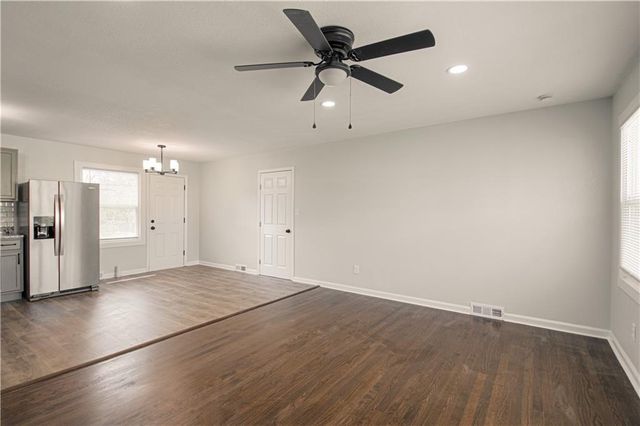 7101 E 113th Street, Kansas City, MO 64134