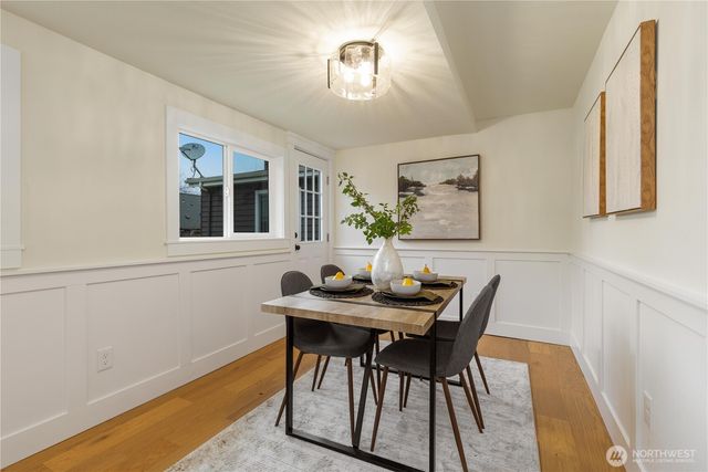 715 27th Avenue, Seattle, WA 98122