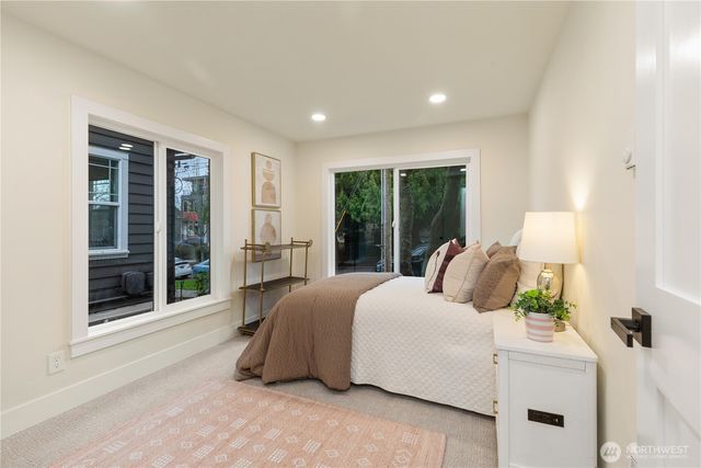 715 27th Avenue, Seattle, WA 98122
