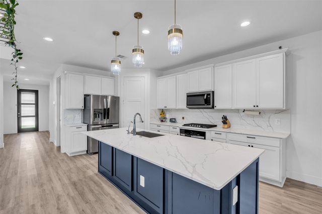 10309 Horseshoe Lake Trail, Conroe, TX 77384
